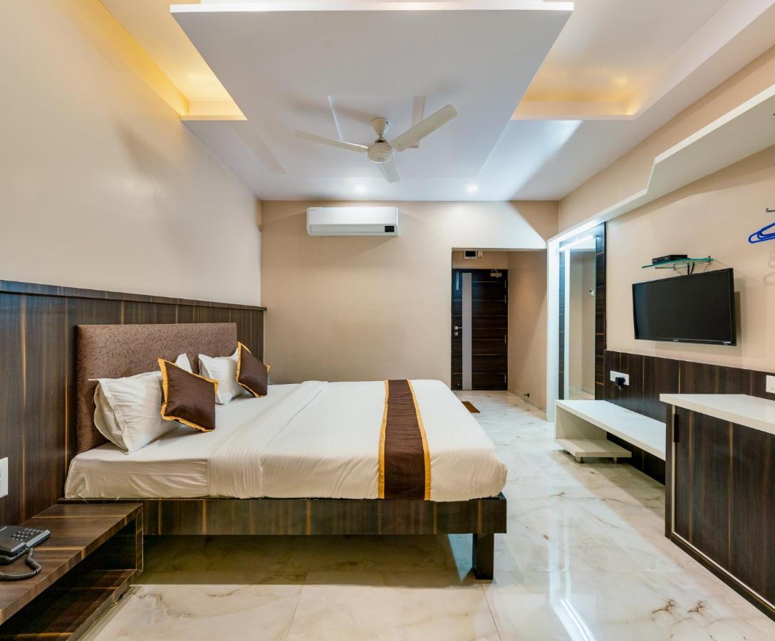 Hotel Aatithya Satkar Near Mahalaxmi Temple Kolhapur Exterior foto